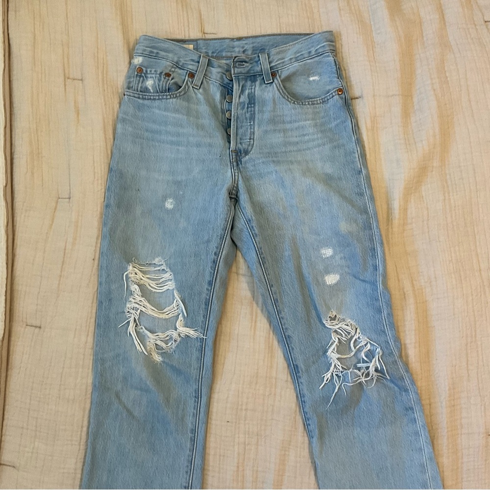 Cropped Levis distressed straight jeans 501s